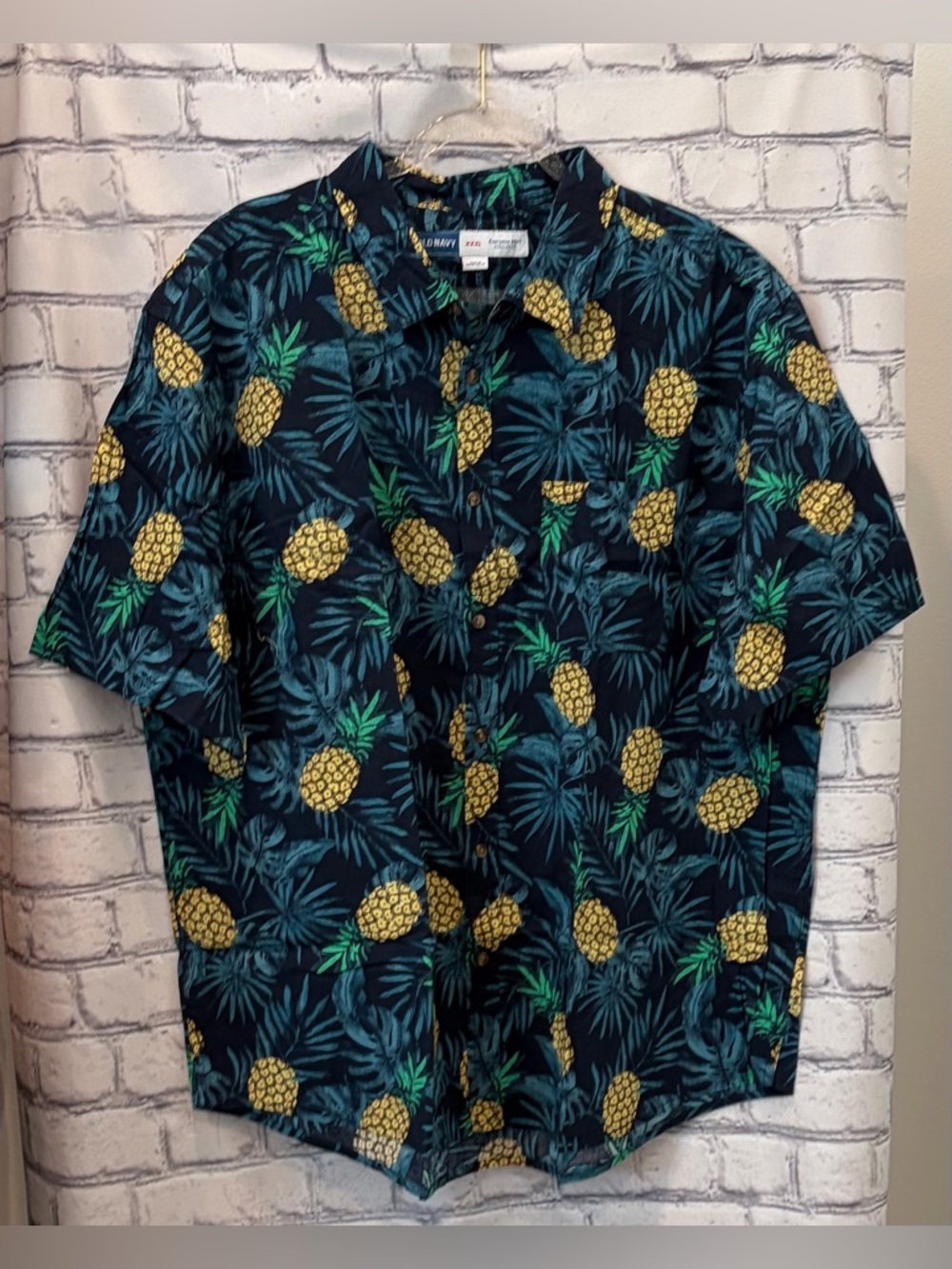Old Navy Size:XXXL Men’s Pineapple Print Multi Color Button-Up 100% Cotton